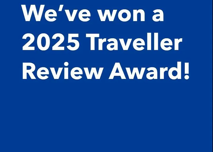 Inviting With Sea View Apartment *