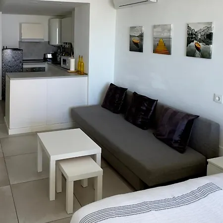 Inviting With Sea View Торремолінос